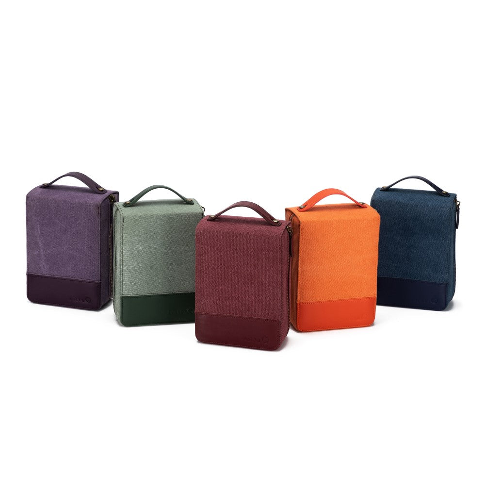 Della Q Maker's Circular Needle Case