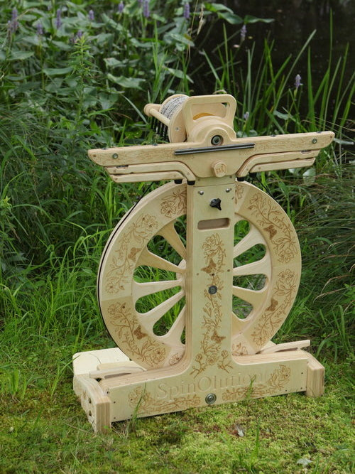SpinOlution Monarch Spinning Wheel
